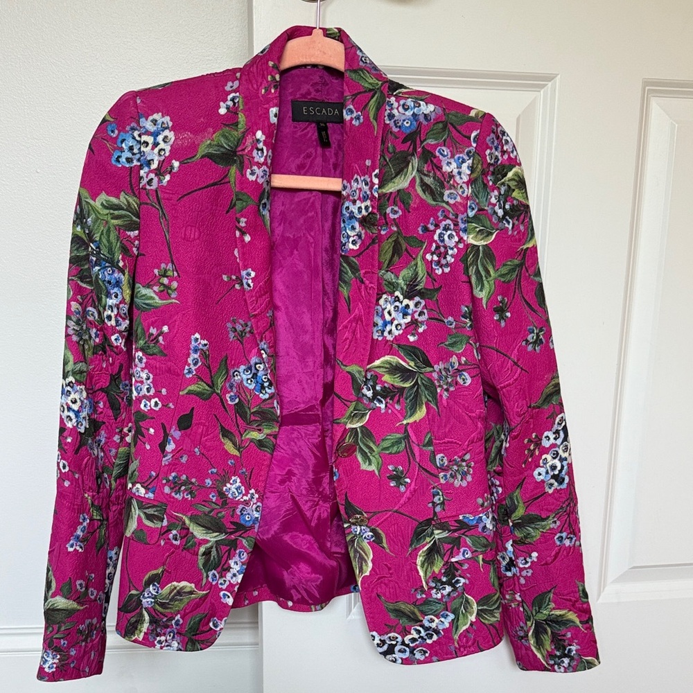 Escada Women's Pink Floral Blazer